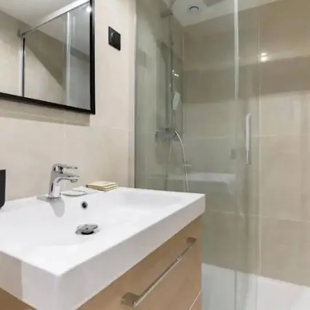 Magnifique Avec Sauna Et Jacuzzi Paris