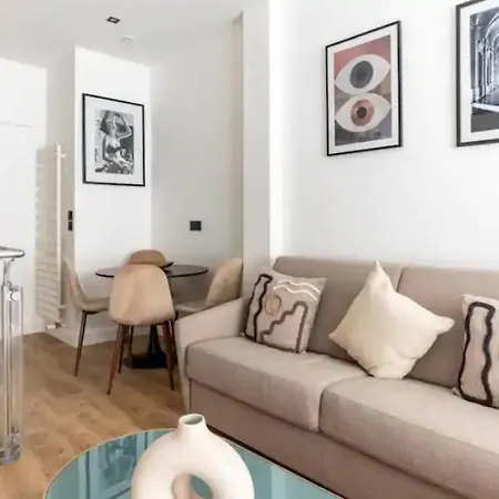 Magnifique Avec Sauna Et Jacuzzi Apartment Paris